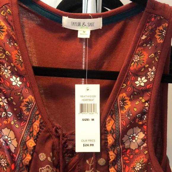 Floral Tank Top - Picture 2 of 2